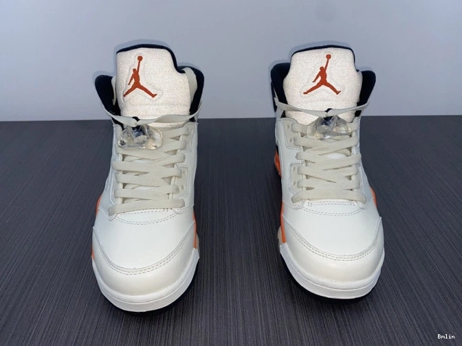 Bmlin 5 DC1060-100 Orange Jordan Total Retro 0818